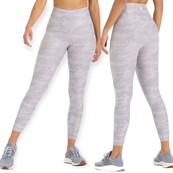 VUORI Clean Elevation Legging Light Gray Pale Camo - Picture 10 of 10